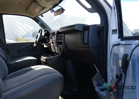 2019 Chevrolet Express 2500 Work Van from USA, damaged, VIN 1GCWGAFGXK1314333